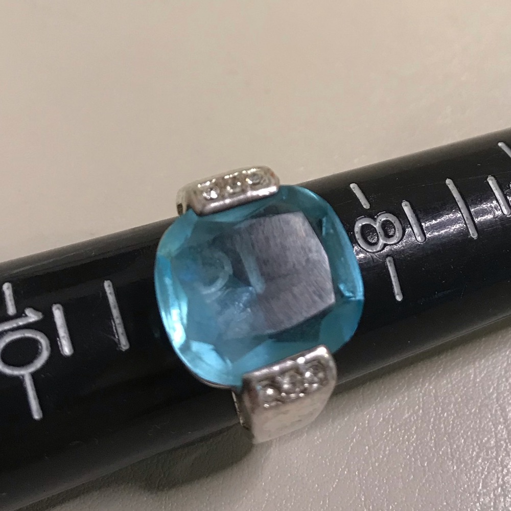 Silver Ring with Rhinestones/Aquamarine Stone